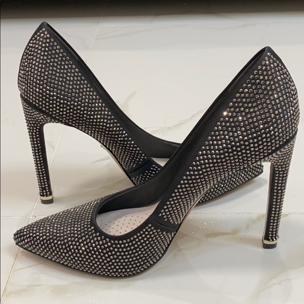 Kenneth Cole - Riley 110 Pump - Picture 6 of 7